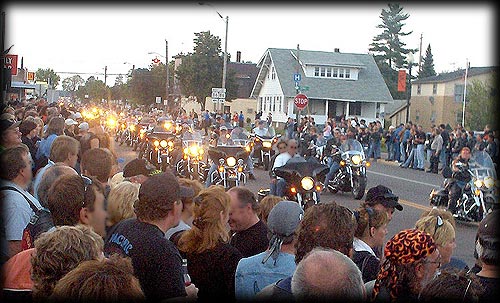 Tomahawk Fall Ride 'Thunder Parade'